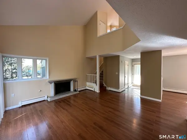 7 Staunton Court #F, Farmington, CT 06032