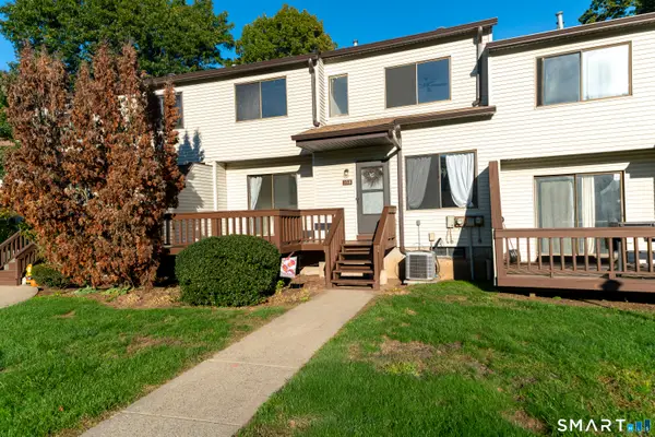 108 Cypress Road #108, Newington, CT 06111