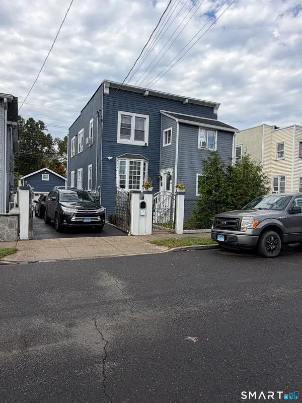 66 Lincoln Avenue, Stamford, CT 06902