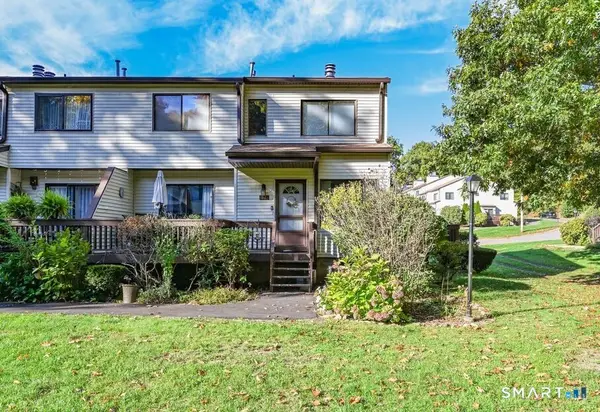 92 Cypress Road #92, Newington, CT 06111