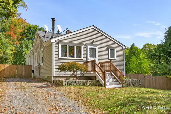 4 Hopewell Drive, New Fairfield, CT 06812