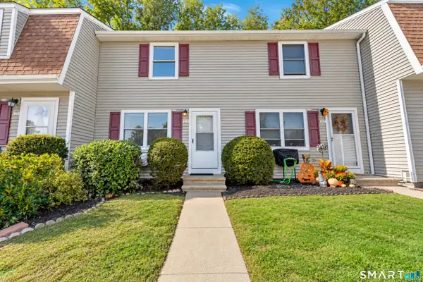 129 Brentwood Drive #129, Wallingford, CT 06492
