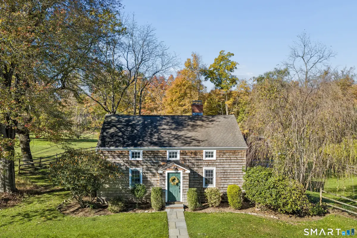 7 The Old Road, Newtown, CT 06470 - #1