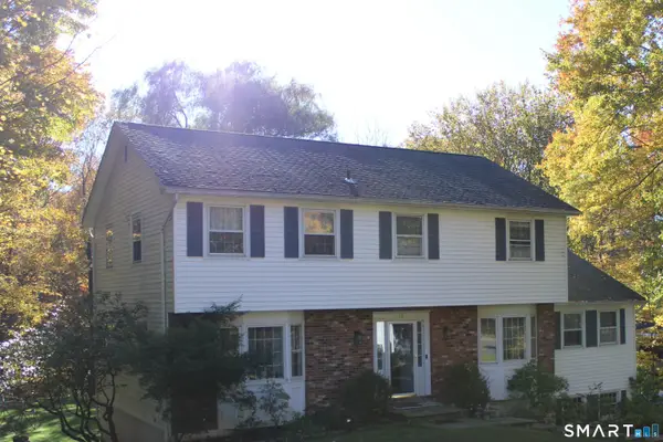 18 Topfield Road, Danbury, CT 06811