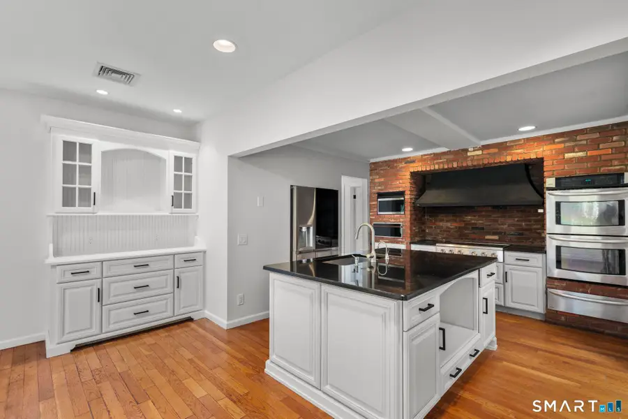 3 Deer Park Road, Danbury, CT 06811 - #2