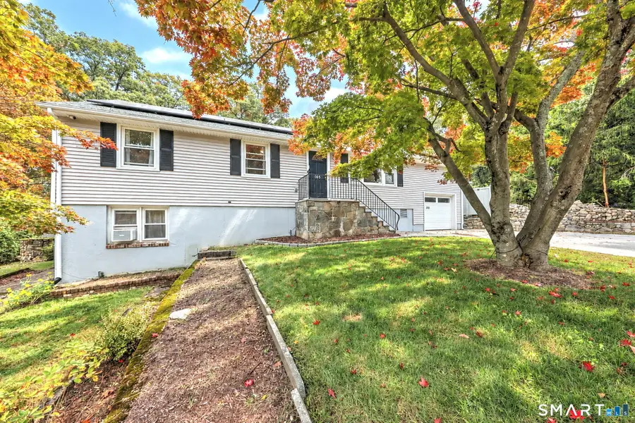 109 Saint Charles Avenue, Stamford, CT 06907 - #2