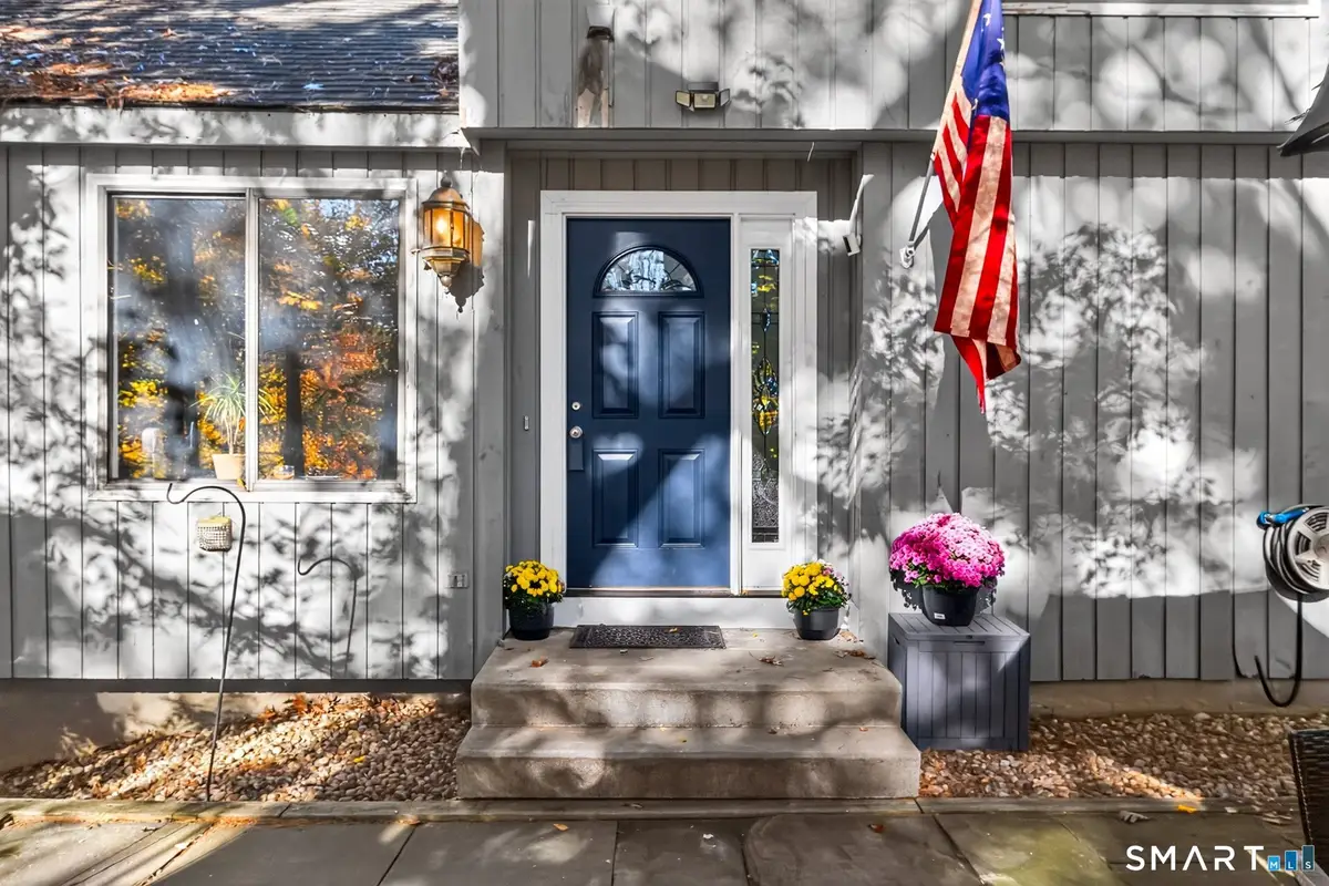 6 Fawnbrook Lane, Simsbury, CT 06070 - #1