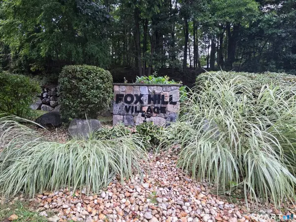 95 Country Hill Road #95, Naugatuck, CT 06770