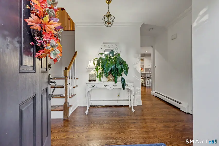 12 Thornwood Place, Trumbull, CT 06611 - #2