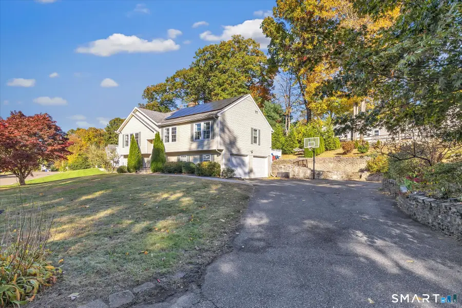 2 Bryan Circle, Seymour, CT 06483 - #3