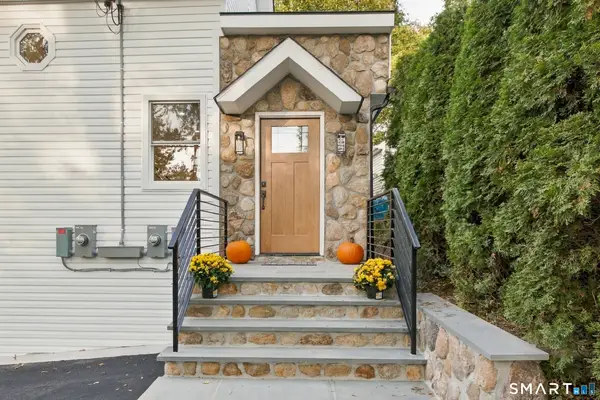 18 Booth Place, Greenwich, CT 06830