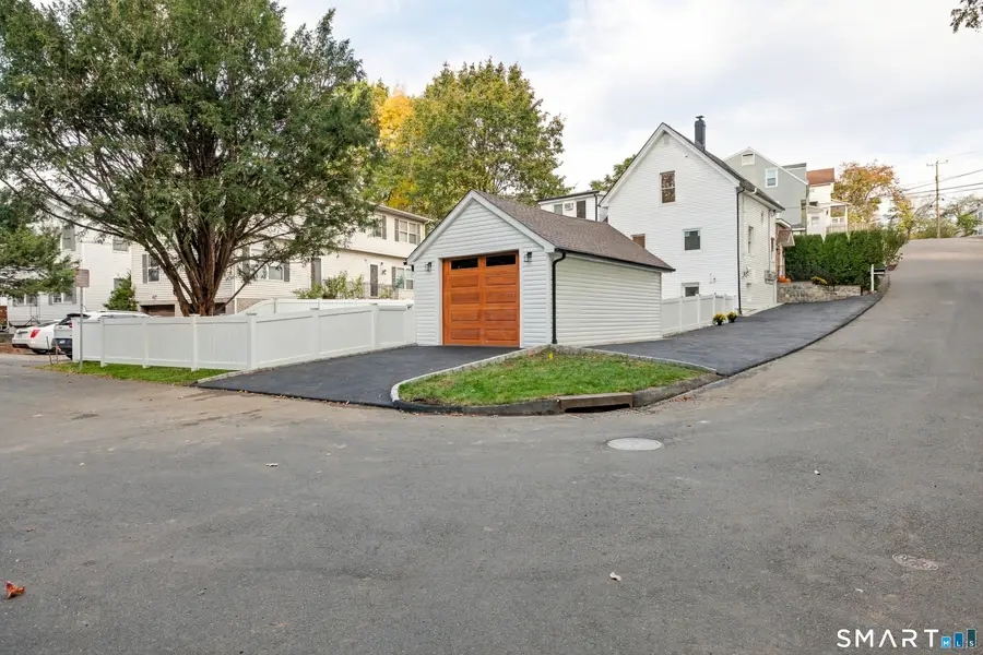 18 Booth Place, Greenwich, CT 06830 - #3
