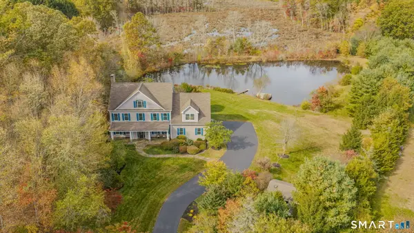 17 Hathaway Road, East Lyme, CT 06333