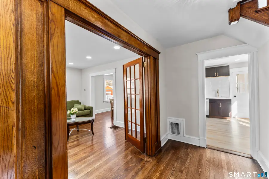30 Oakwood Street, East Hartford, CT 06108 - #3