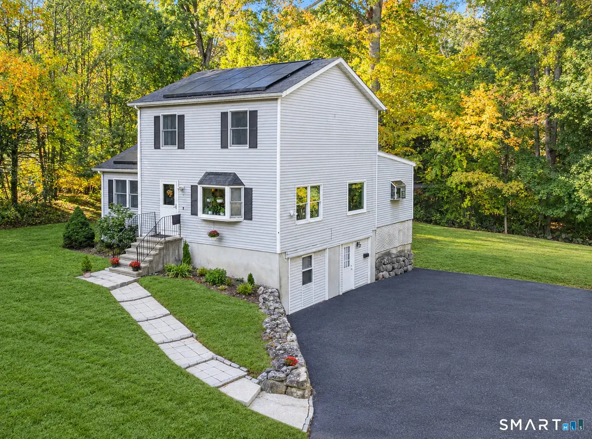 30 Lagana Lane, Norwalk, CT 06850 - #1