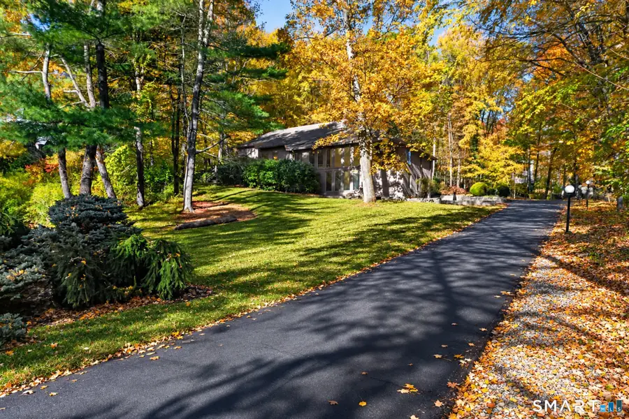 38 High Hill Road, Bloomfield, CT 06002 - #2