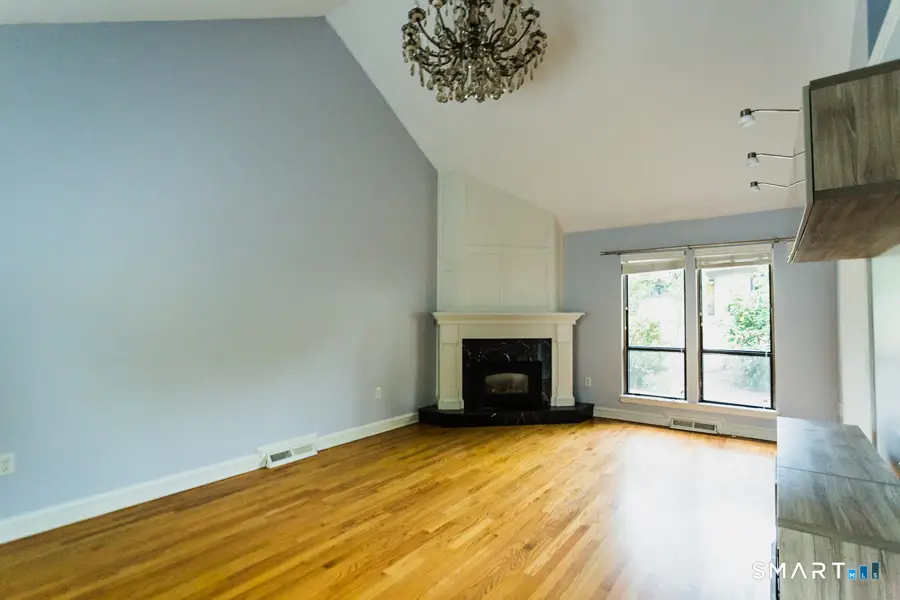 12 Applewood Lane #12, Avon, CT 06001 - #3
