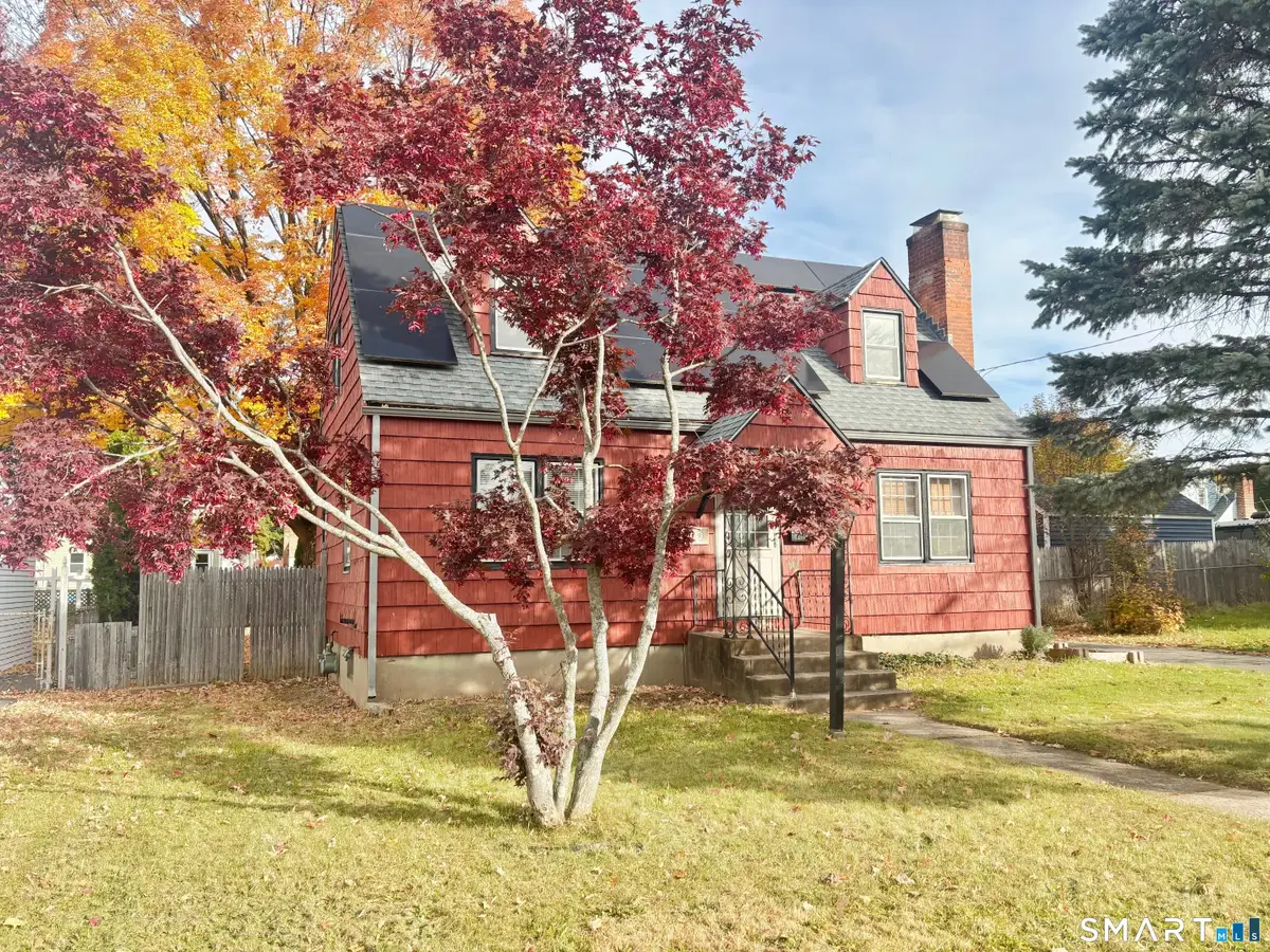 285 Cooper Hill Street, Manchester, CT 06040 - #1