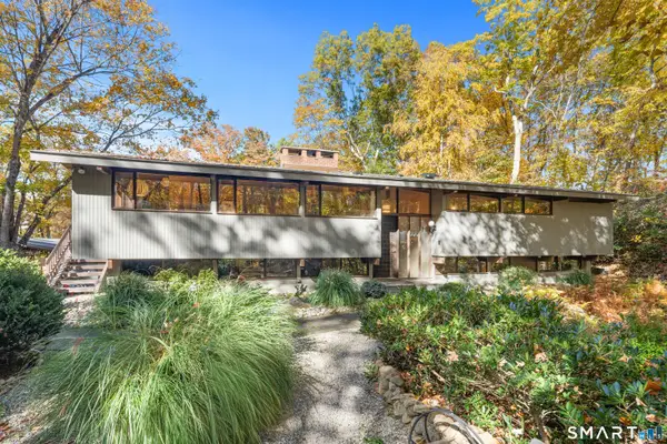 114 Pequot Lane, New Canaan, CT 06840