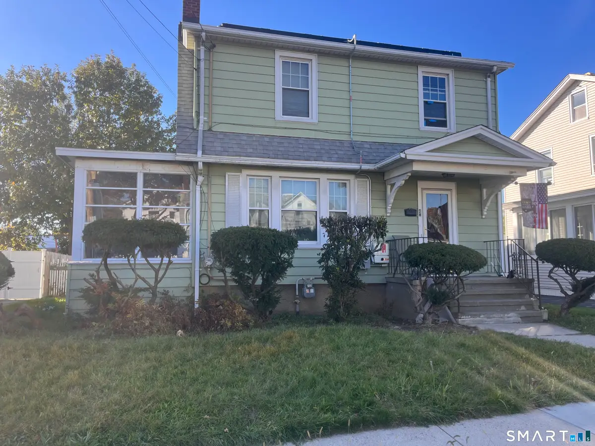47 Yale Street, Stratford, CT 06615 - #1