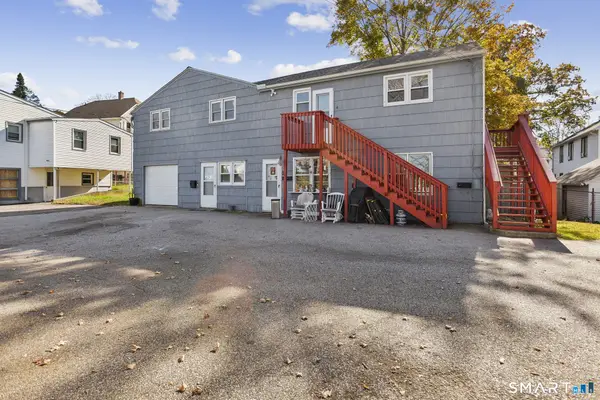2 Peggy Lane, Norwich, CT 06360