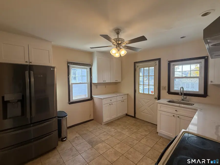 9 Magnolia Place, Middletown, CT 06457 - #3