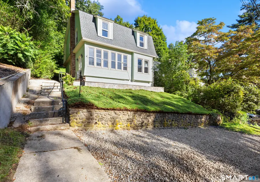 33 Monroe Street, Shelton, CT 06484 - #2