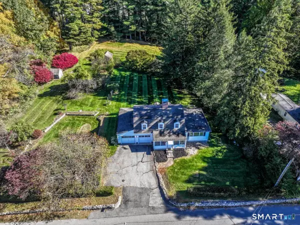 54 River Road, New Milford, CT 06776