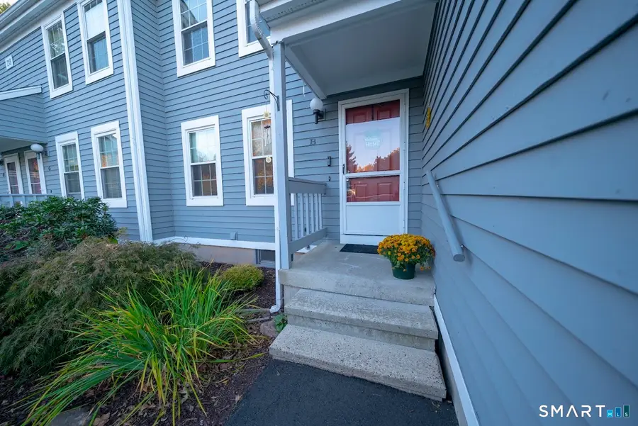 219 Oakland Street #B, Manchester, CT 06042 - #3