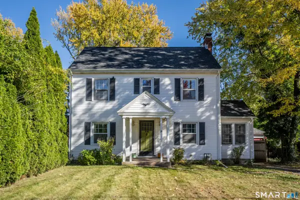 74 Arnoldale Road, West Hartford, CT 06119