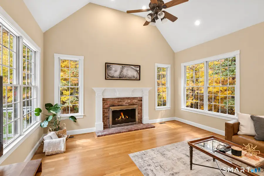 15 Saint Michaels Court, Avon, CT 06001 - #3