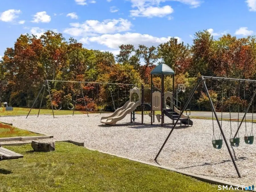 4 Lakeside Drive #N, Ledyard, CT 06339 - #3