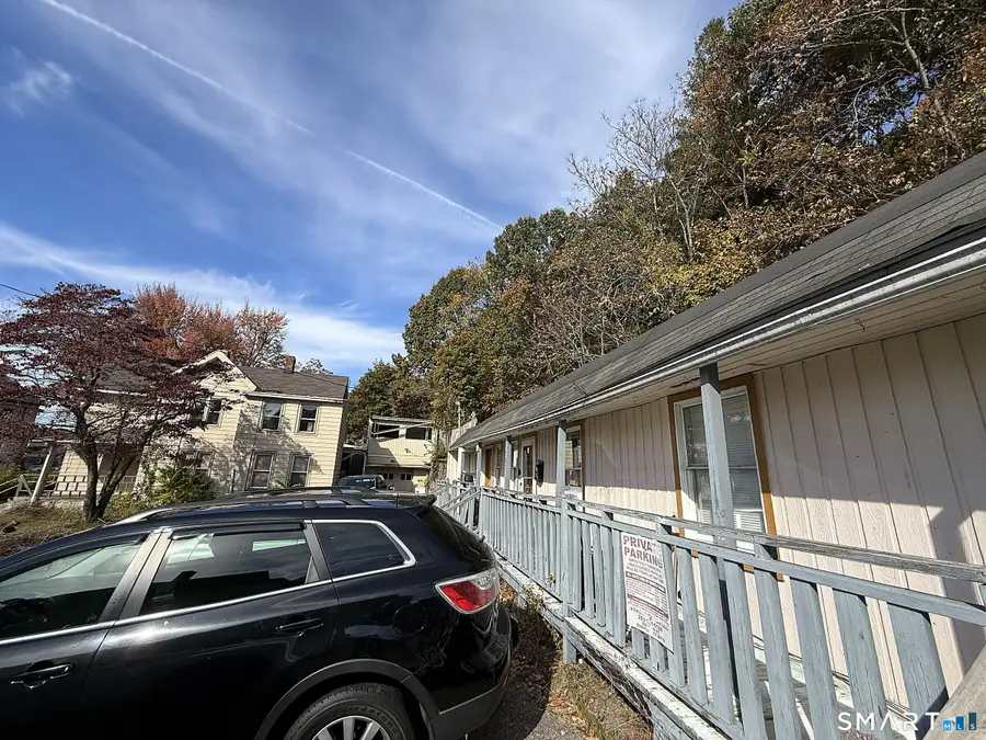 301 Oak Street, Waterbury, CT 06705 - #2