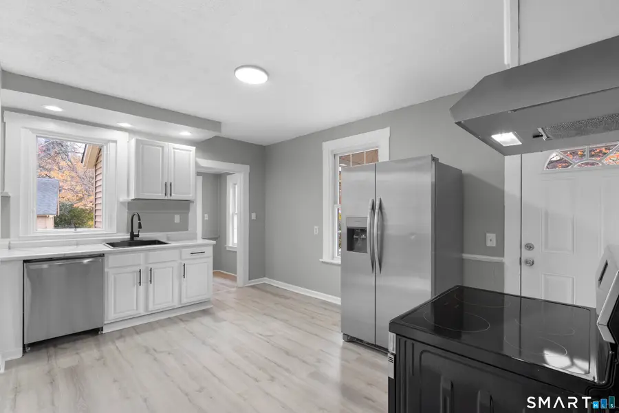 19 High Street, Manchester, CT 06040 - #3