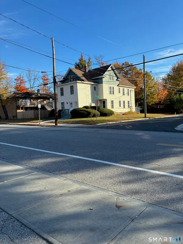 872 Main Street, Torrington, CT 06790