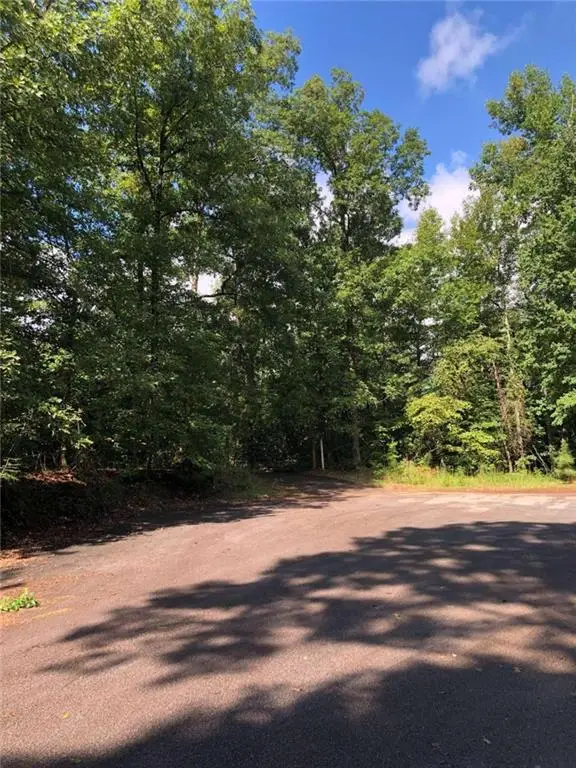 5475 Trout Creek Drive, Douglasville, GA 30135