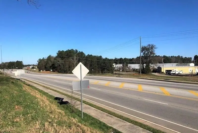 381 College Avenue, Elberton, GA 30635 - Image #3