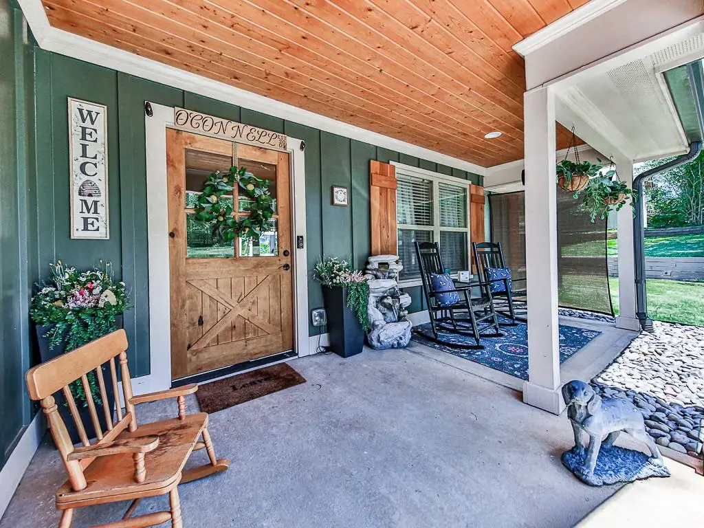 479 Blue Ridge Avenue, Ball Ground, GA 30107 - Image #1