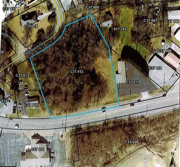 560 Red Bud Road Ne, Calhoun, GA 30701