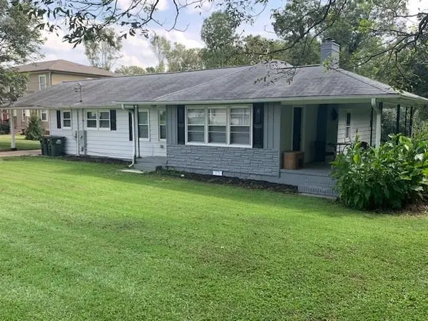 522 Laurel Avenue, Comer, GA 30629