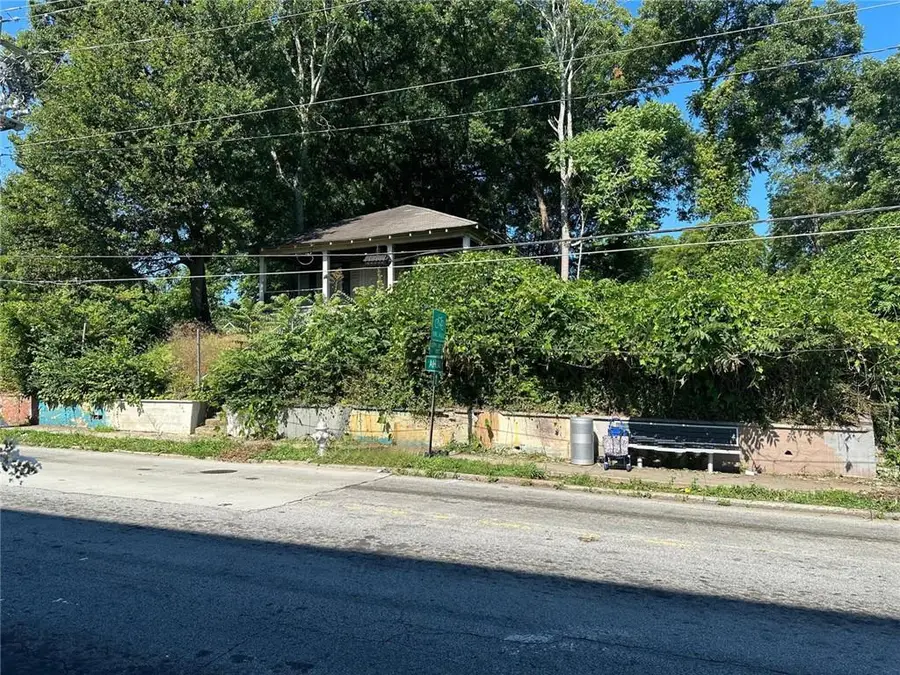 298 Joseph E Lowery Boulevard Nw, Atlanta, GA 30314 - Image #2