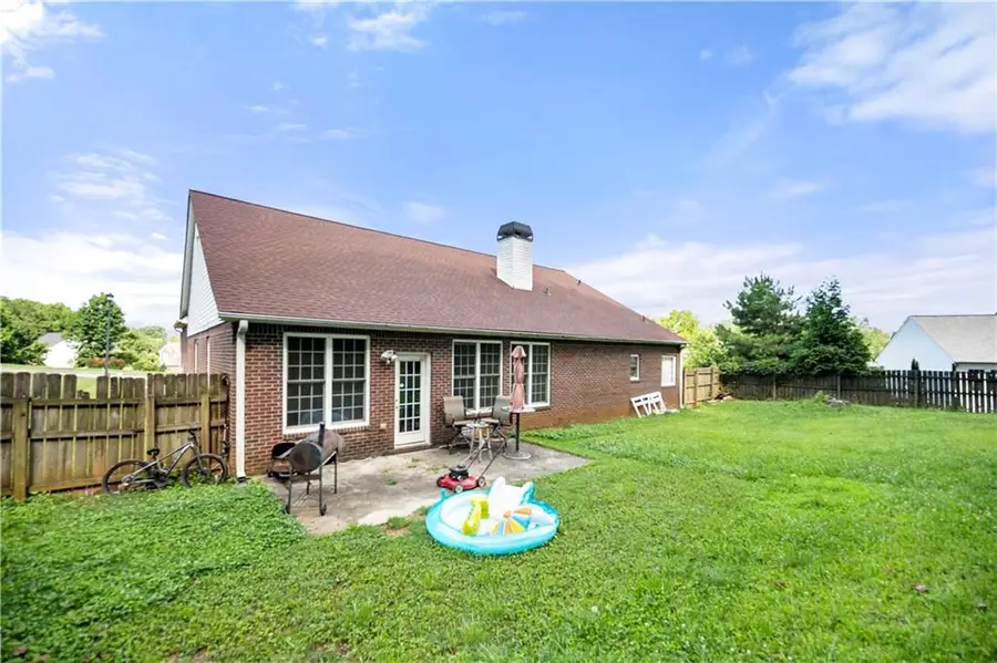 910 Hannah Creek Court, Lawrenceville, GA 30044 - Image #3