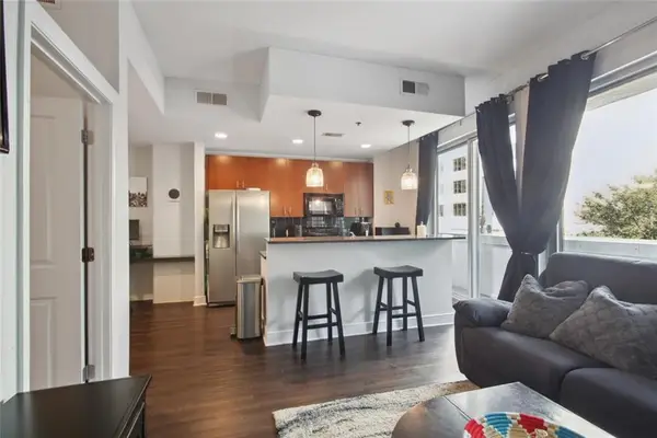 44 Peachtree Place Nw #429, Atlanta, GA 30309