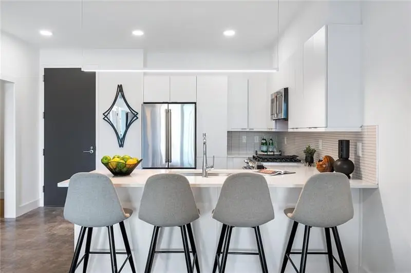 346 Peters Street Sw #104, Atlanta, GA 30313 - Image #2