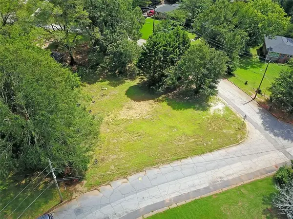 2686 Ellen Way, Decatur, GA 30032