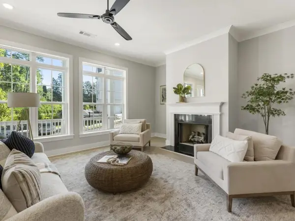 2080 Parkside Lane, Roswell, GA 30076