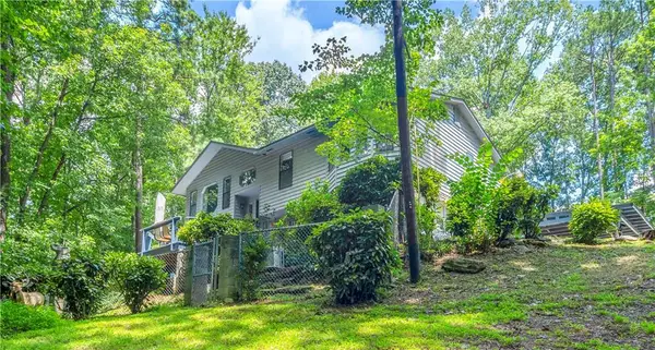 5421 Burdette Road Se, Mableton, GA 30126