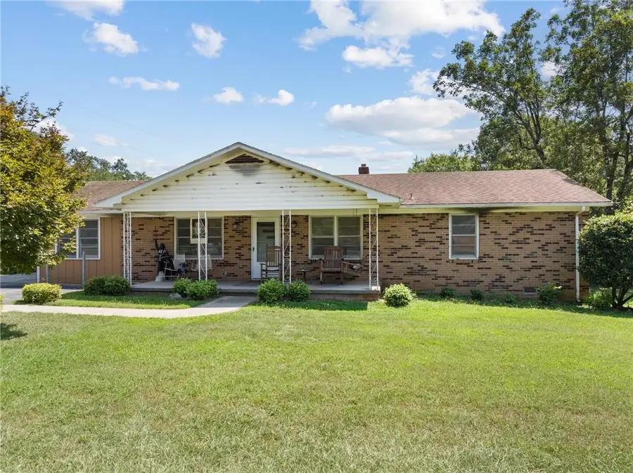 68 White Pine, Toccoa, GA 30577 - Image #2