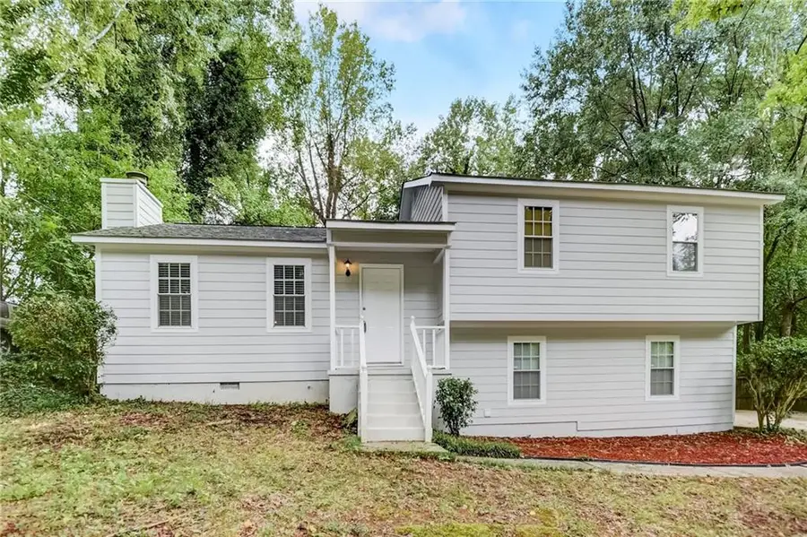 239 Robbie Lane Sw, Marietta, GA 30060 - Image #2