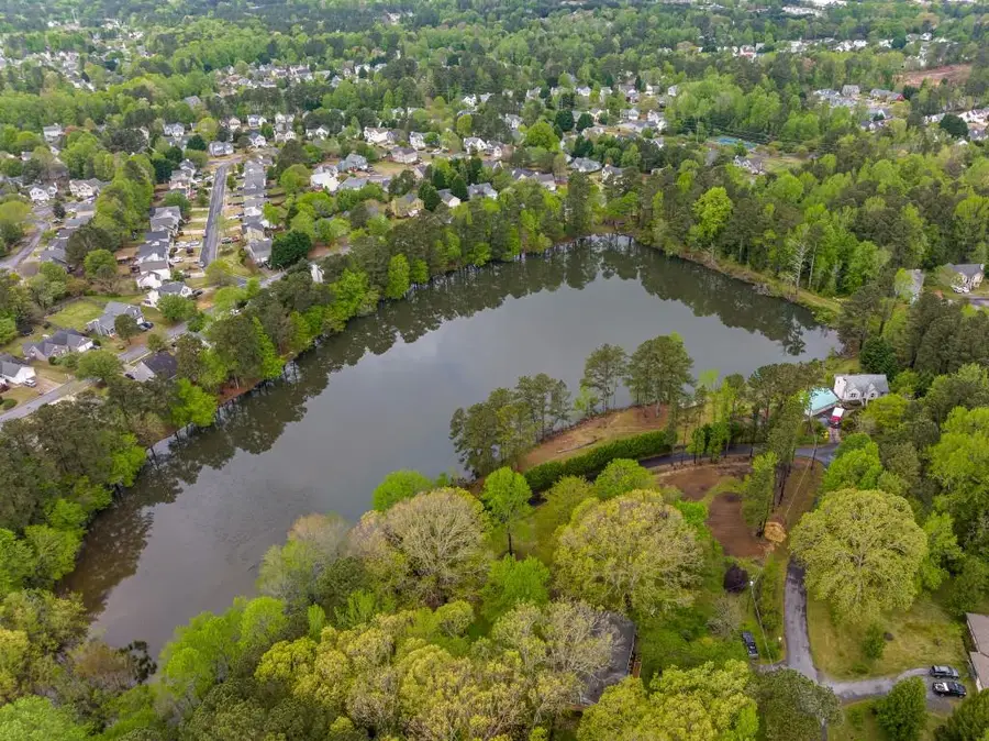 2935 Whiteview Drive Nw, Acworth, GA 30101 - Image #2